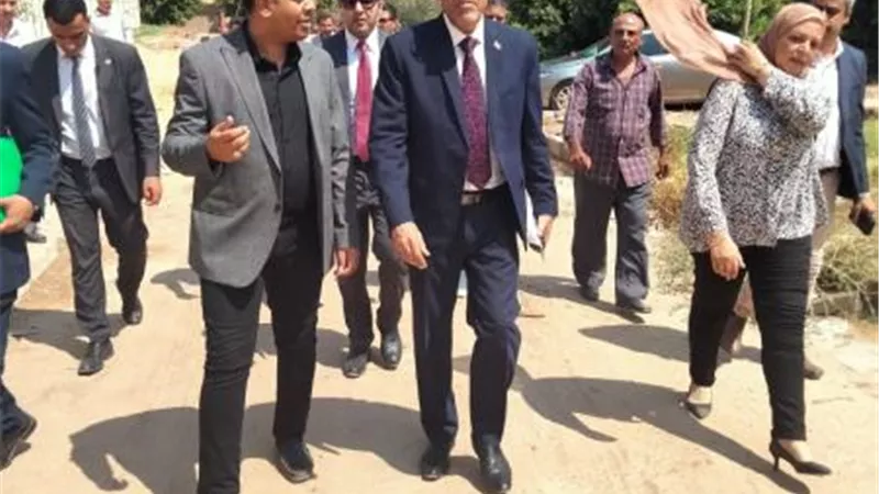 بالصور.. تفاصيل جولة مفاجئة لوزير العمل بمركز دراسات السلامة والصحة المهنية بميدان الحجاز