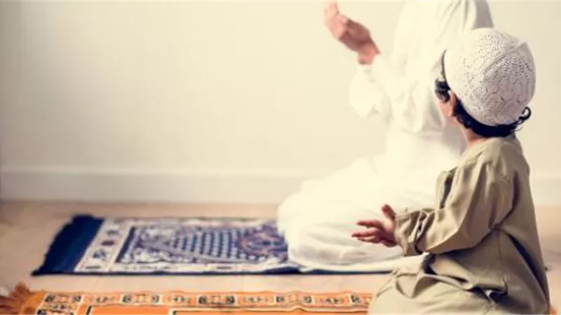 ما هي الكلمات التى دعا بها رسول الله قبل نومه؟.. البحوث الإسلامية يجيب
