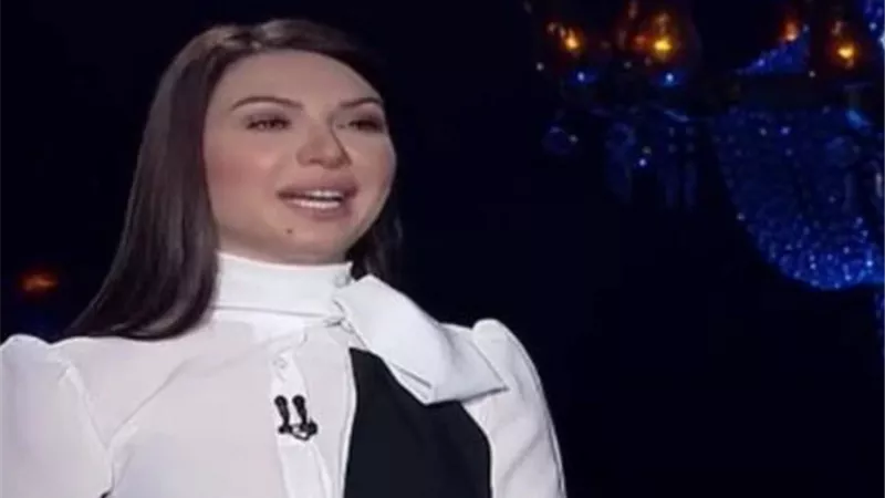 مني عبد الوهاب: أنا مش ”عانس” وأتخطبت كتير وهذه حكايتى مع  محمد رمضان