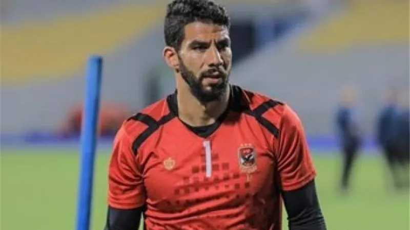 الفلوس تحت قدمي.. شريف إكرامي يكشف سبب رحيله عن الأهلي