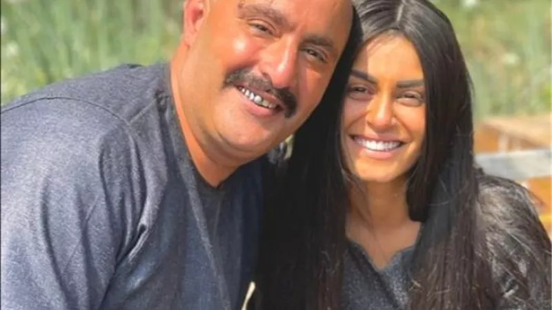 منة فضالي لـ أحمد السقا: ”أنت نجم بأخلاقك وحبك لفنك”