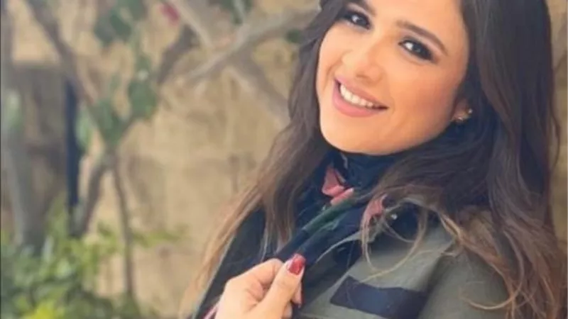 عقوبة ياسمين عبد العزيز بالسجن سبع سنوات وغرامة ٥٠ الف جنيه بتهمة حيازة المخدرات