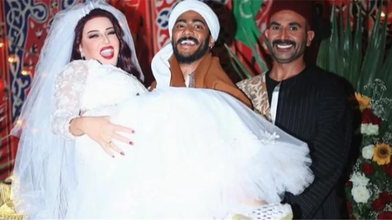 محمد رمضان يحتفل بزفافه على سمية الخشاب.. وأحمد سعد يحيي الحفل
