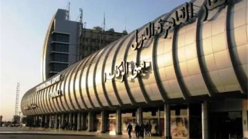 مطار القاهرة يسير اليوم 200 رحلة جوية لنقل 19231 راكبا