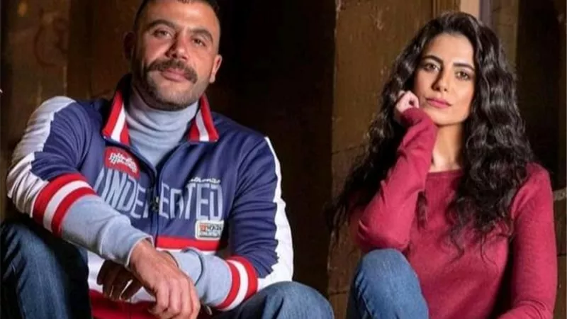 محمد إمام وولاء الشريف في كواليس تصوير مسلسل ”النمر”