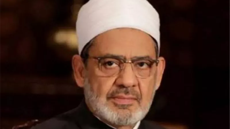 بعد تناوله قضايا جدلية.. أول رد فعل لجامعة الأزهر على برنامج «الإمام الطيب»