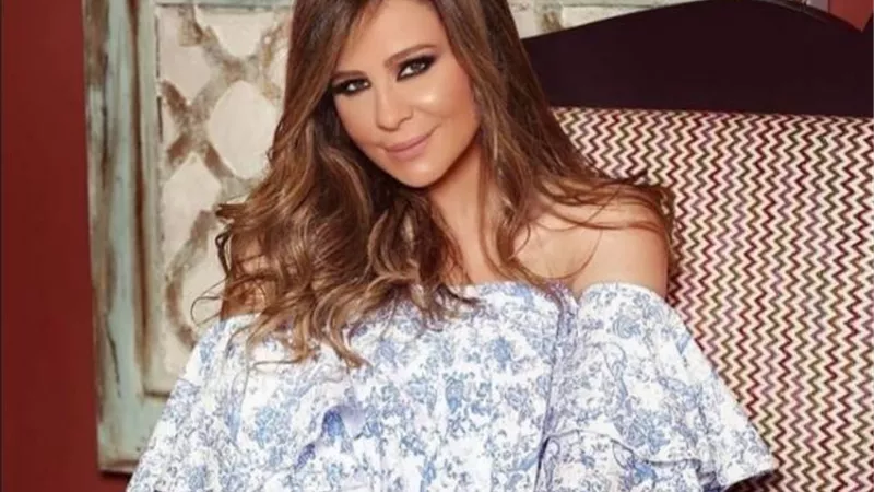 كارول سماحة تشوق جمهورها لألبومها الجديد وتكشف موعد طرحه