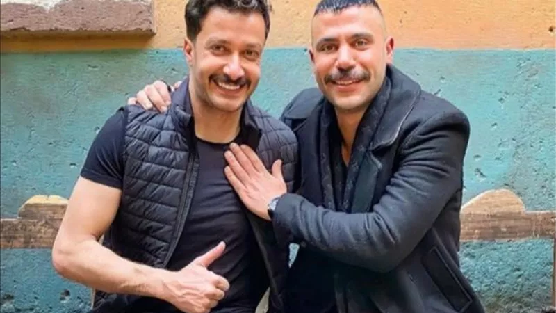 ”ماسك الشخصية صح”.. محمد إمام يشيد بأداء مؤمن نور في ”النمر” وهذه رسالته له
