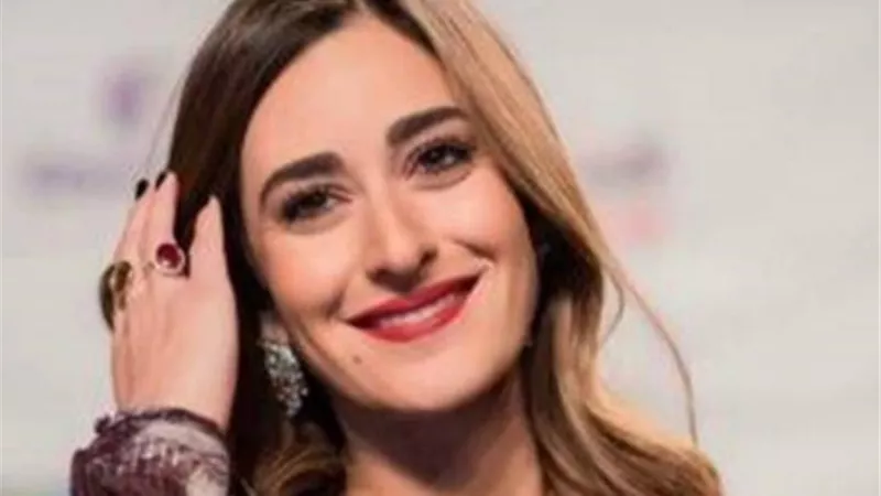 أمينة خليل تدعم الشعب الفلسطيني: نحن الباقون وهم العابرون