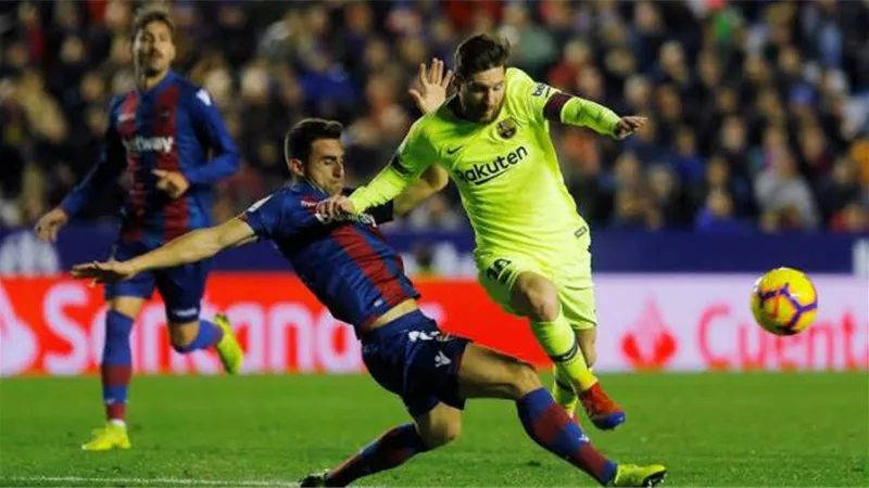 ليفانتي ضد برشلونة.. موعد المباراة والقنوات الناقلة