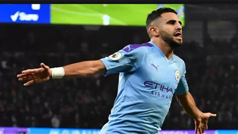 بيان من رياض محرز بشأن رحيله عن مانشستر سيتى