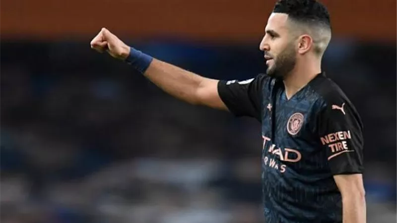 محرز يقود تشكيل مانشستر سيتي المتوقع أمام برايتون