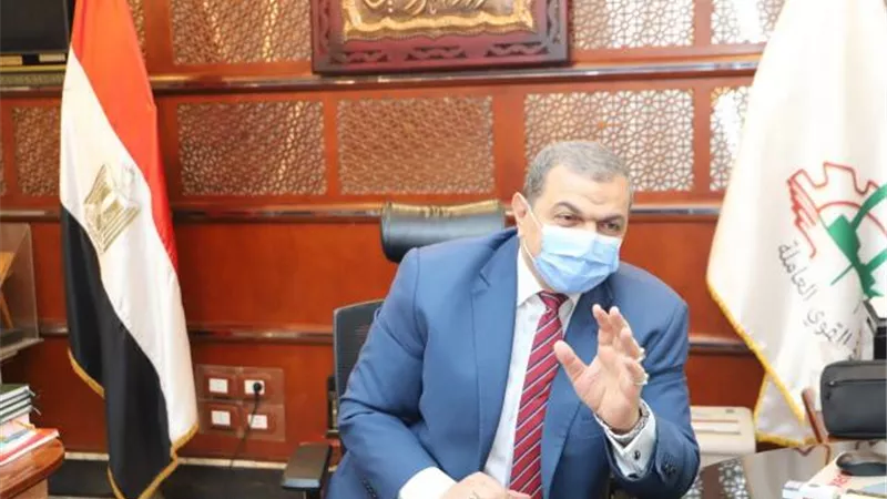 القوى العاملة تصدر 1001 شهادة للعمال.. تعرف عليها