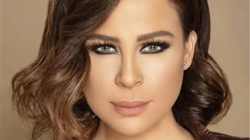 كارول سماحة أنتهت من تسجيل أغانى ألبومها الجديد