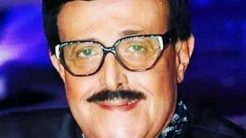 وداعا عملاق المسرح وأسطورة الكوميديا.. محمد رمضان ناعيا سمير غانم