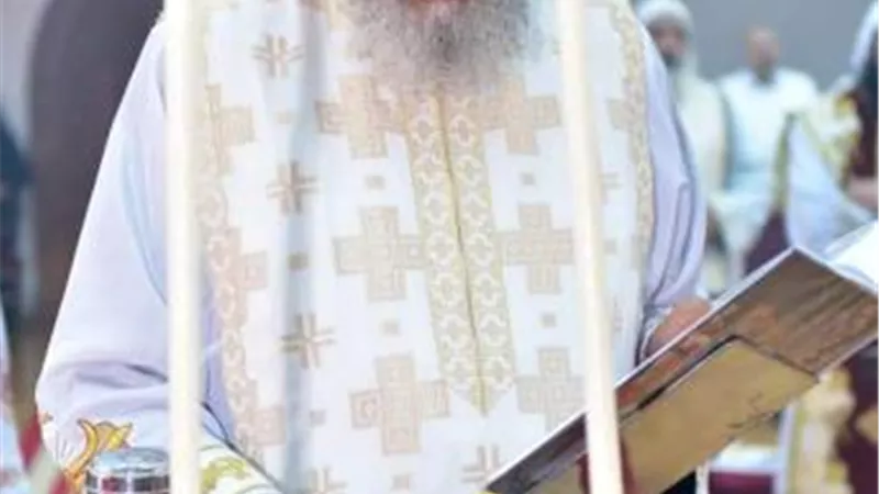 البابا يصلي قداس عيد الرسل بوادي النطرون
