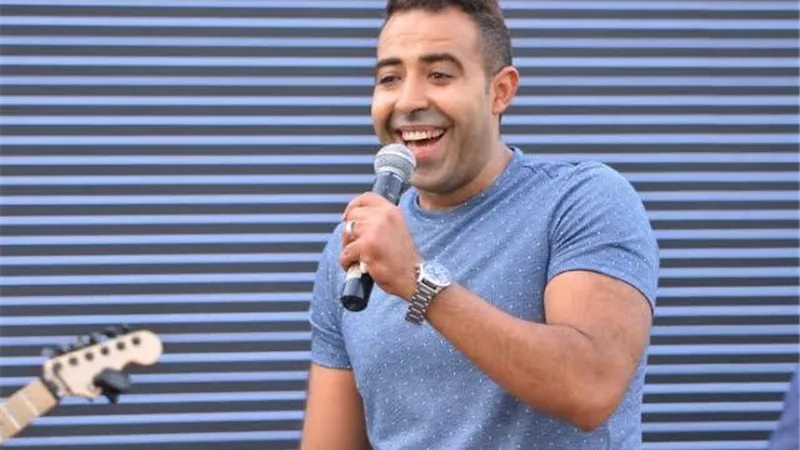محمد عدوية ينتهى من تسجيل تتر حكاية ”كدبة كبيرة”