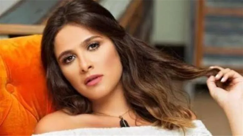 بعد شائعة وفاتها.. تطورات الحالة الصحية لـ ياسمين عبد العزيز