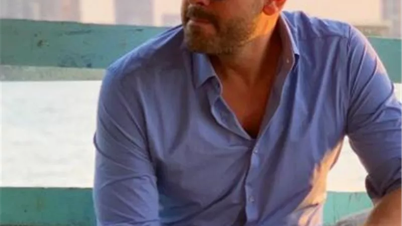عمرو يوسف يشوق الجمهور لشخصيته فى مسلسل”وعد إبليس”