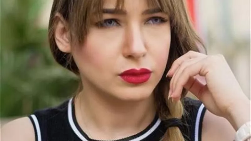 ساندى: ”سمكرى البنى آدمين” كاد أن يصيبنى بشلل
