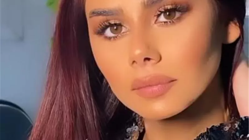 منة عرفة تجذب أنظار متابعيها بـ ”لوك” مميز فى أحدث ظهور لها
