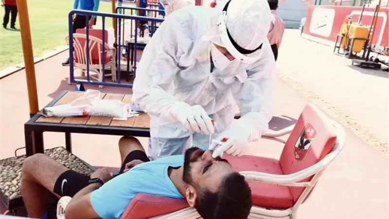 لاعبوا الأهلي يخضعون للمسحه الرابعة غداً