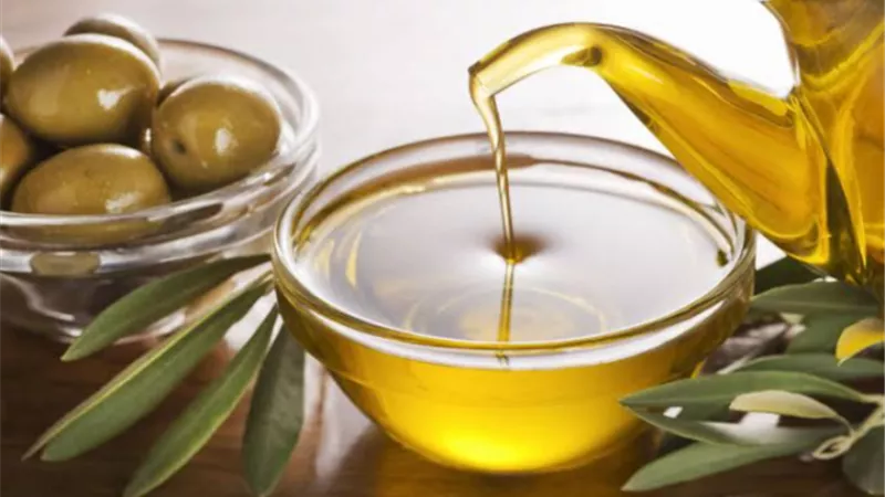 زيت الزيتون.. الحل السحري لتقوية المفاصل