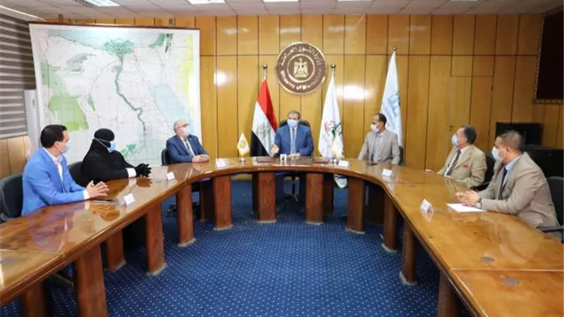 شاهد .. كيف تساعد « القوي العاملة» خريجي التدريب المهني في إقامة مشروعات صغيرة؟
