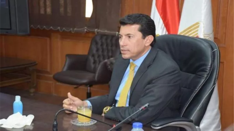 خلال لقاء أونلاين.. أشرف صبحي : الرياضة والفن أدوات محفزة لمواجهة التحرش