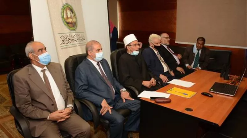 عبر الفيديو كونفرانس..وكيل الأزهر يحذر من الانحراف الفكري وتشويه الإسلام