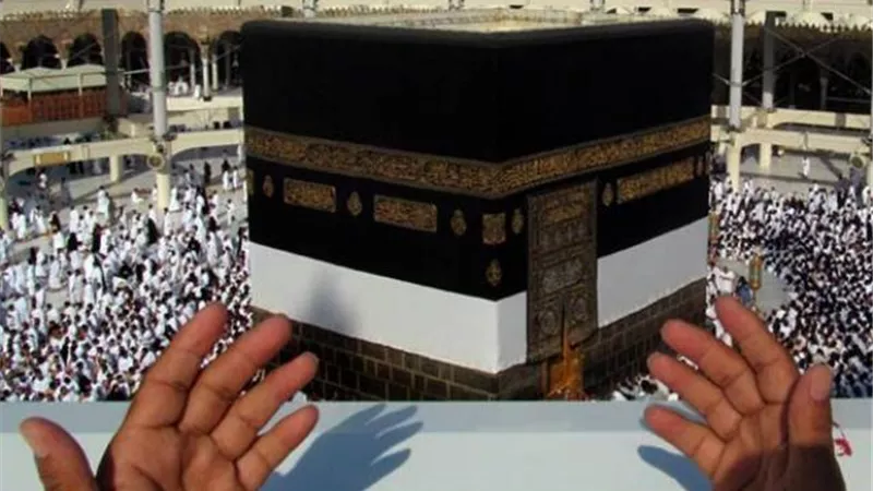 أداها النبي مع ألفان من أصحابه.. ماهي عمرة القضاء ؟