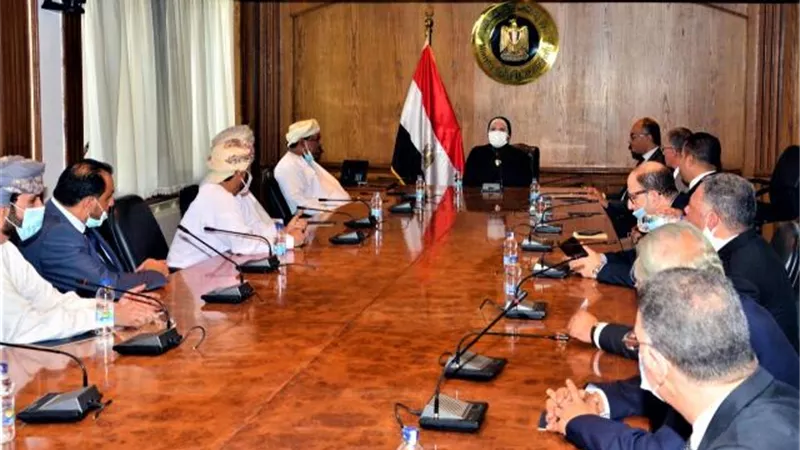 نيفين جامع: دور رئيسي لمجتمع الأعمال المصري والعماني في تحقيق طفرة في العلاقات الاقتصادية بين البلدين