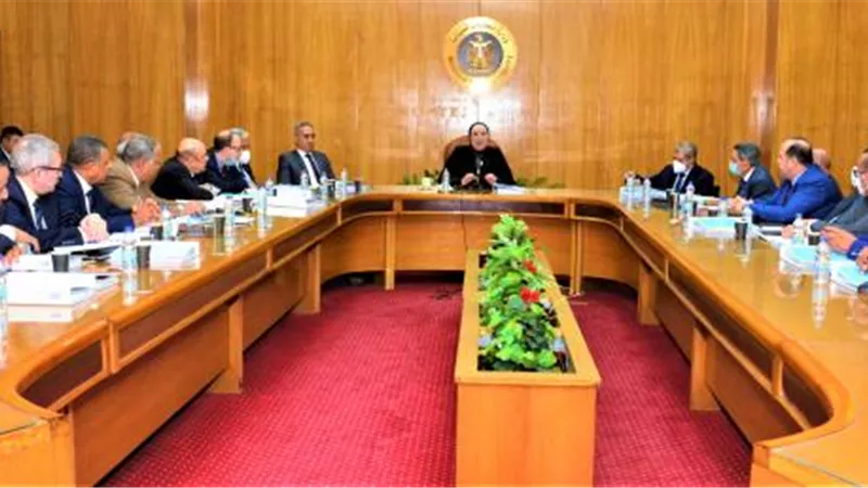 وزيرة التجارة والصناعة تبحث مع مجلس ادارة اتحاد الغرف التجارية سبل تفعيل دور الاتحاد في تنمية الاقتصاد المصري