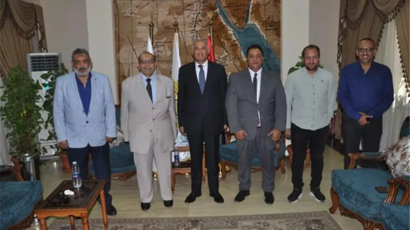 بالصور .. تفاصيل ندوة الناقد الرياضي أيمن بدرة والمستشار عمرو حسين بمعهد إعداد القادة بحلوان