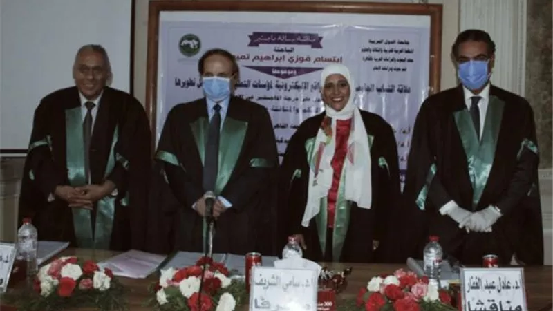 بالصور .. رسالة ماجستير تناقش علاقة الشباب الجامعي بالمواقع الإلكترونية بوزارة التعليم العالي