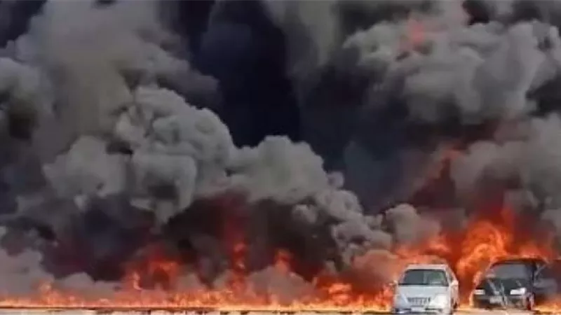 مدبولى يوجه بتوفير الرعاية لمصابي حريق طريق الإسماعيلية الصحراوي