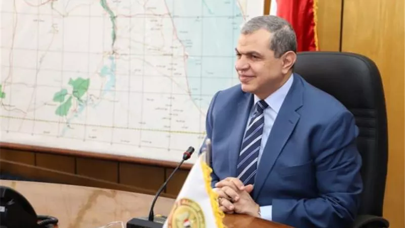 القوى العاملة تُعين 1208 شاباً منهم 145 من ذوى القدرات