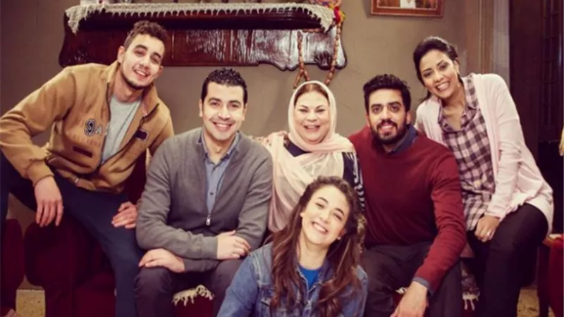 أسرة مسلسل ”قوت القلوب” تعود الديكور الخاص بالعمل