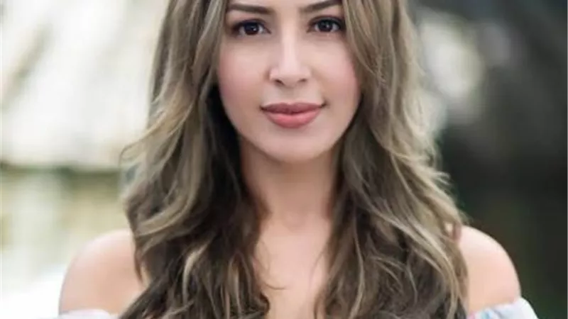جنات تهنئ أصالة بزواجها: ربنا يسعدك