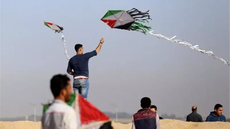 سقوط ضحية جديدة للطائرات الورقية