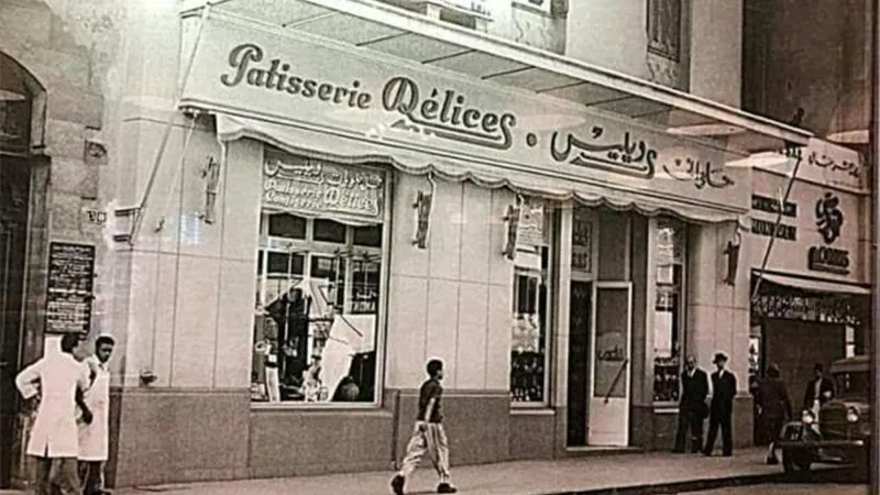 صانع كعكة زواج الملك فاروق .. تعرف علي حكاية «ديليس» أشهر حلواني بالإسكندرية