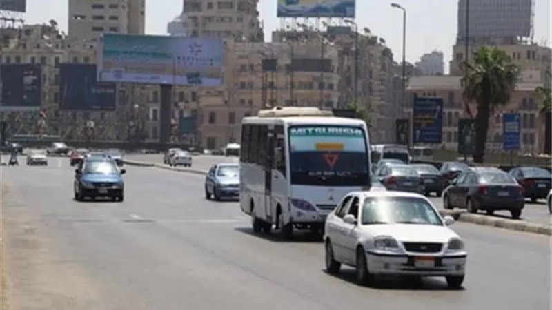 سيولة مرورية بالشوارع والميادين الرئيسية فى القاهرة والجيزة