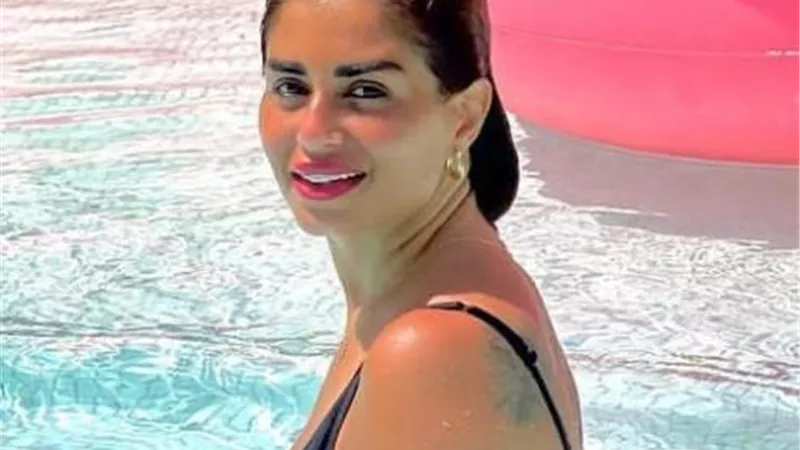 شاهد.. منة فضالى تكشف عن هدية خالد سليم بمناسبة عيد ميلادها