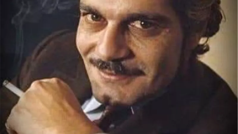 6 نساء جمعهن قلب عمر الشريف..حكايات الحب في حياة ”لورانس العرب”