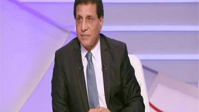 بيان ناري.. فاروق جعفر يهاجم رموز الزمالك