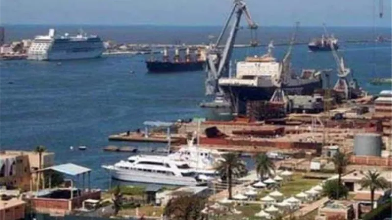 النقل تتابع إنشاء ميناء المكس الجديد بالإسكندرية