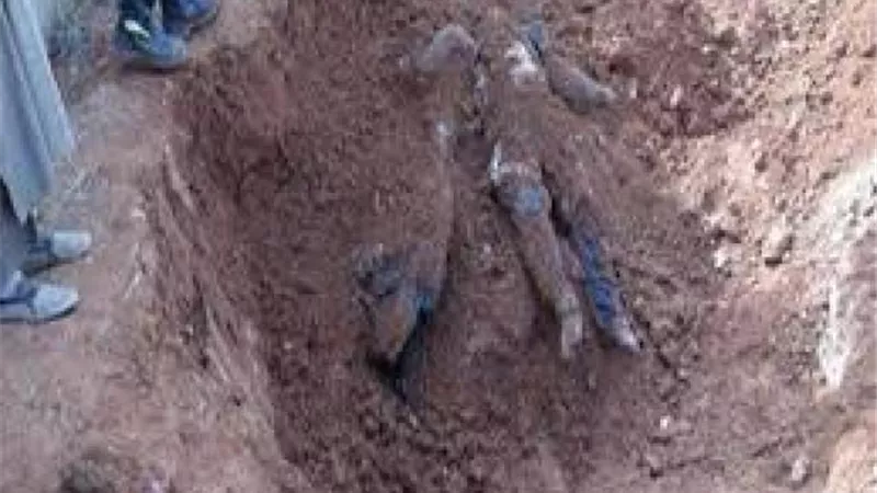 ”زي فيلم ريا وسكينة”.. العثور علي 23 جثة مدفونة بمنزل بالقرب من قسم شرطة