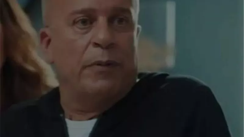 شريف منير ينشر صور من كواليس مسلسل ”إجازة مفتوحة”