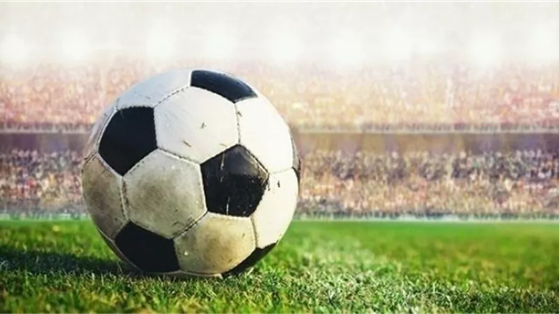 لاعب كرة قدم يتعرض للضرب والعض من 7 نساء
