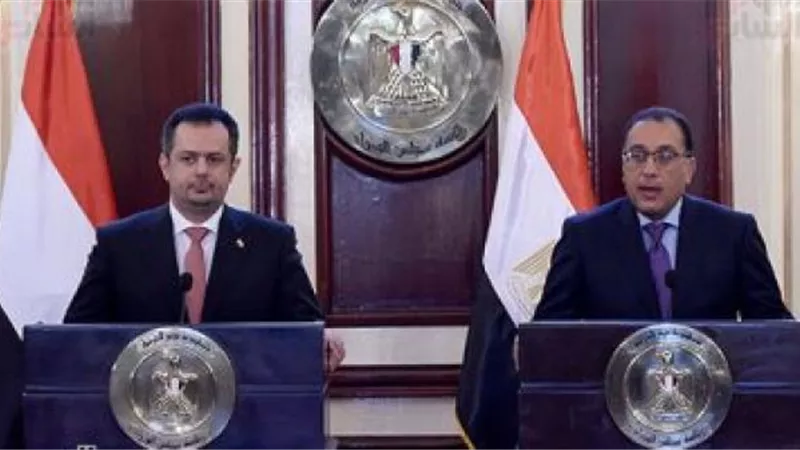 رئيس وزراء اليمن: تطرقنا خلال مباحثات القاهرة لملف السلام واتفاق الرياض